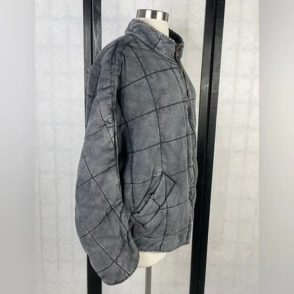 Free PeopleGray Quilted Zip-Up Jacket. Size: S.P - Picture 3 of 7